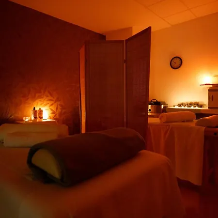 Otel Adamantino 3*