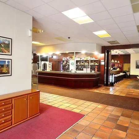 Hotel Adamantino 3*