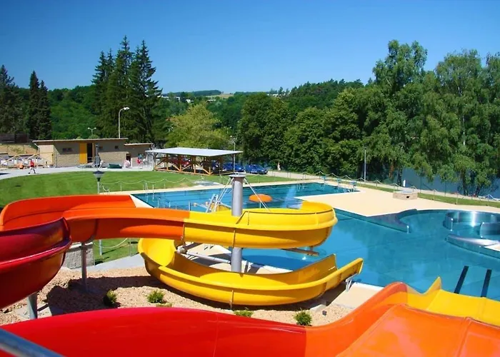 Adamantino Hotell 3*